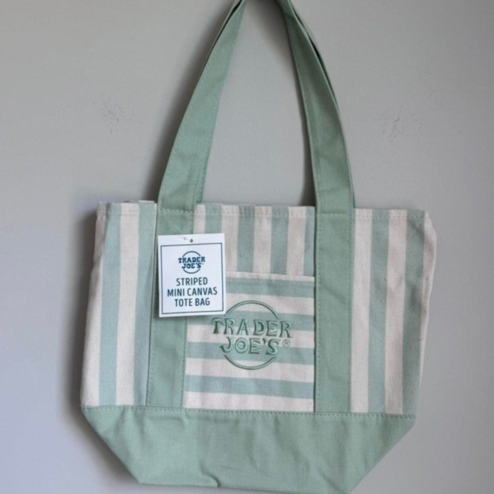 VIRAL STRIPED MINI TOTE BAG (NWT) Trader Joe's Striped Mini Canvas Tote Bag